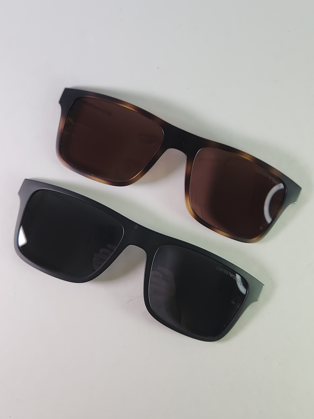 Emporio Armani Clips (NO GLASSES). 2 Glasses Clips Black & Tortoiseshell 5802/1w